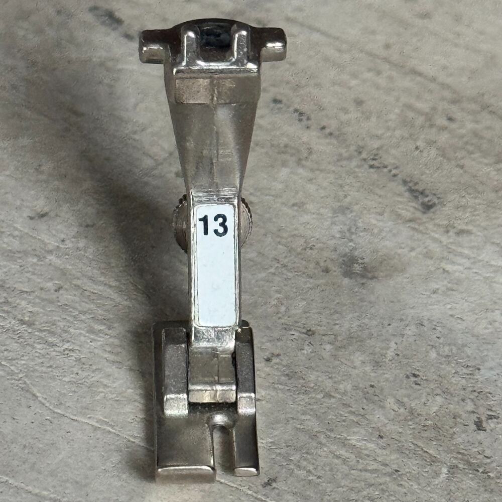 Genuine Bernina #13 Straight Stitch Foot - Old Style